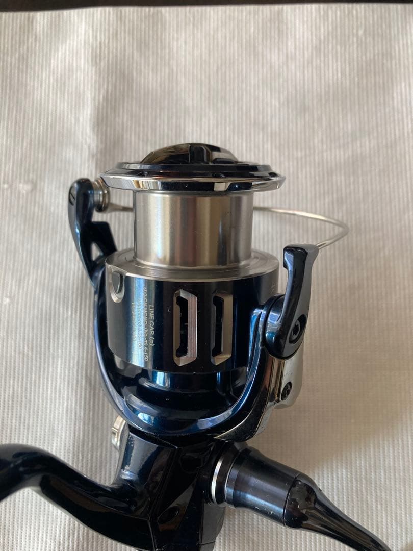 SHIMANO TPXD 4000HG スピニングリール