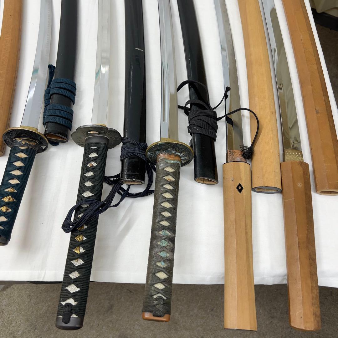 【傷あり】模造刀 8本 まとめ 透かし鍔 樋入り 太刀 脇差 白鞘