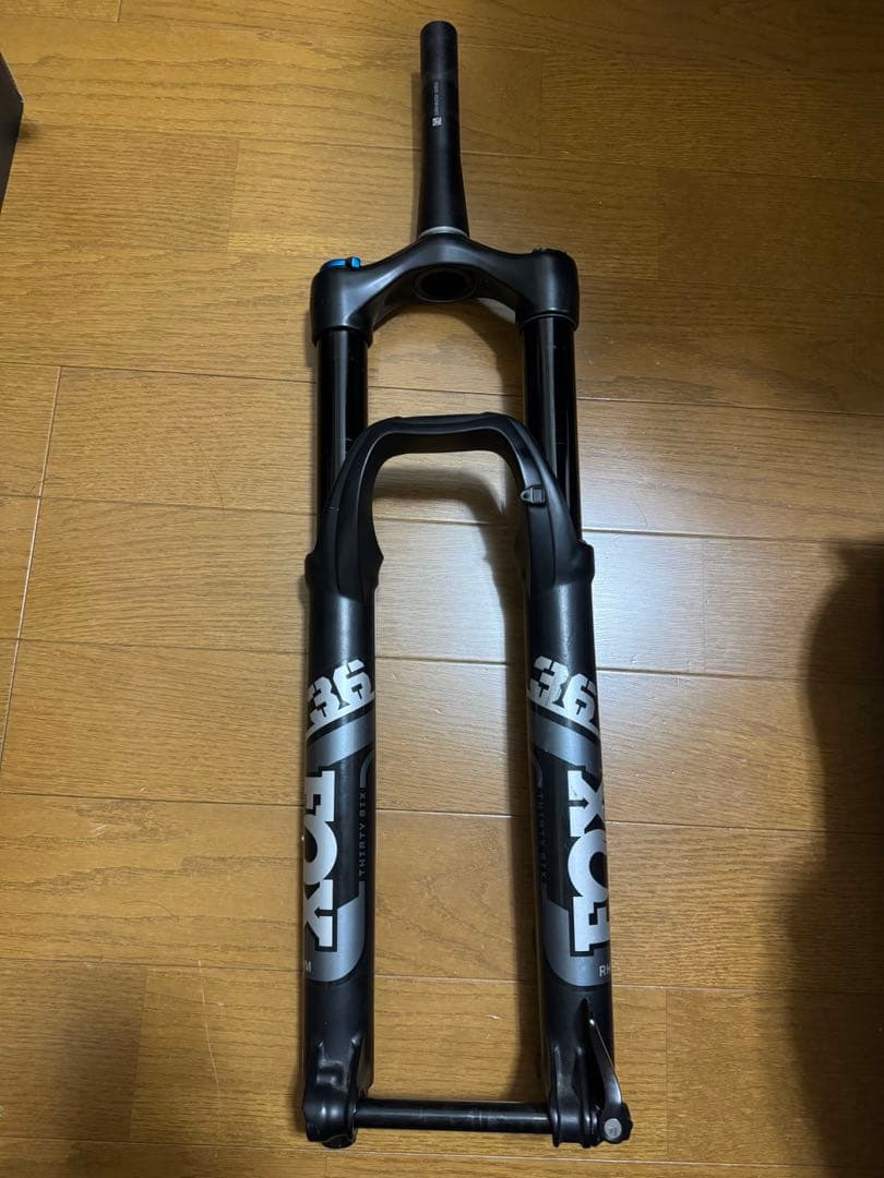 FOX 36 160mm RYTHEM ジャンク？