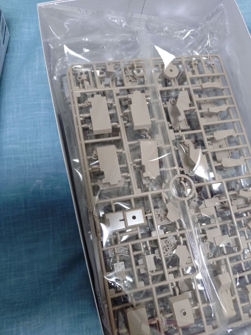 コトブキヤ　フレームアームズ・ガール　輝鎚　袋未開封品