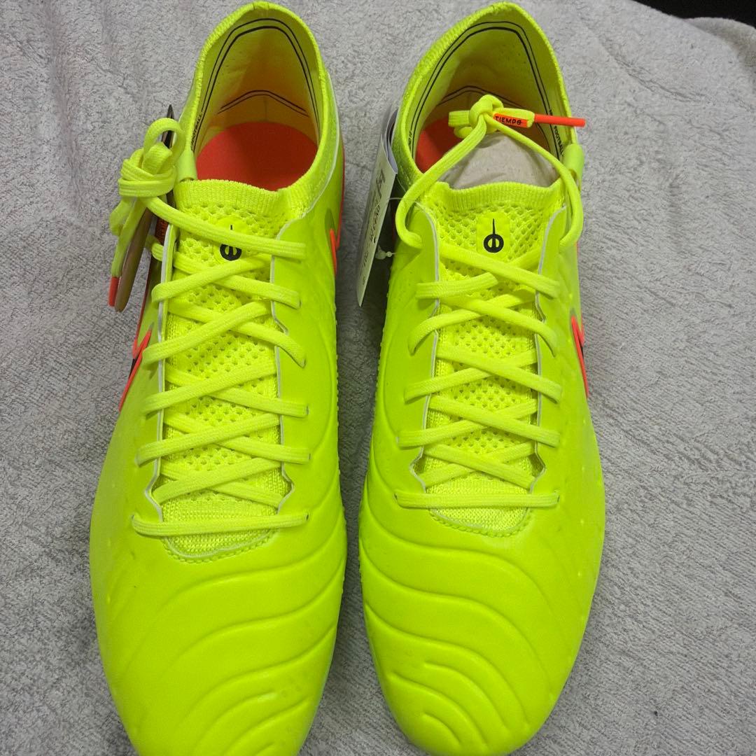 NIKE ティエンポ