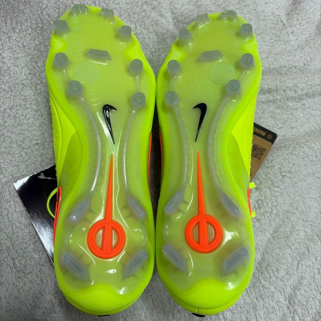 NIKE ティエンポ