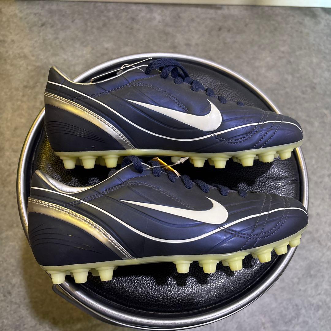 ナイキサッカースパイク　レア　新品