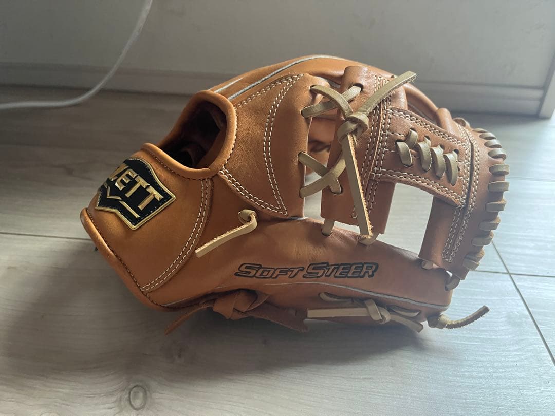 ZETT Soft Steer プロフェッショナルモデル 右投げ用