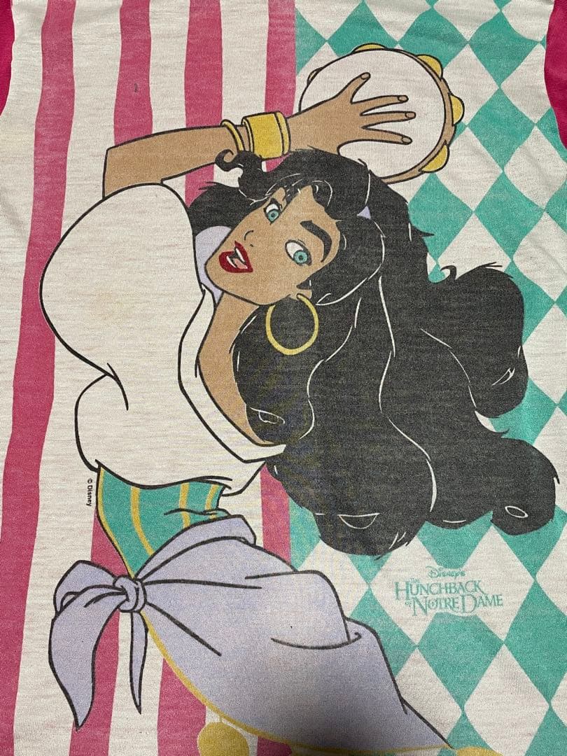 Disney ノートルダムの鐘 エスメラルダ TシャツSサイズ程