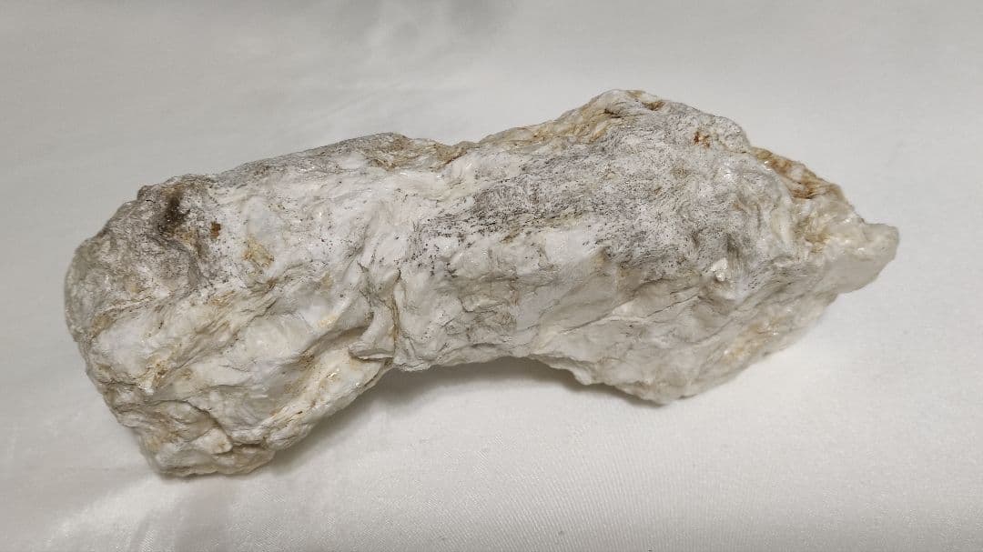 パワーストーン　天然石　原石　カルサイト(方解石)　1,229g　No.332