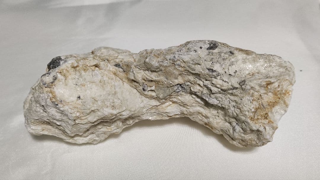 パワーストーン　天然石　原石　カルサイト(方解石)　1,229g　No.332