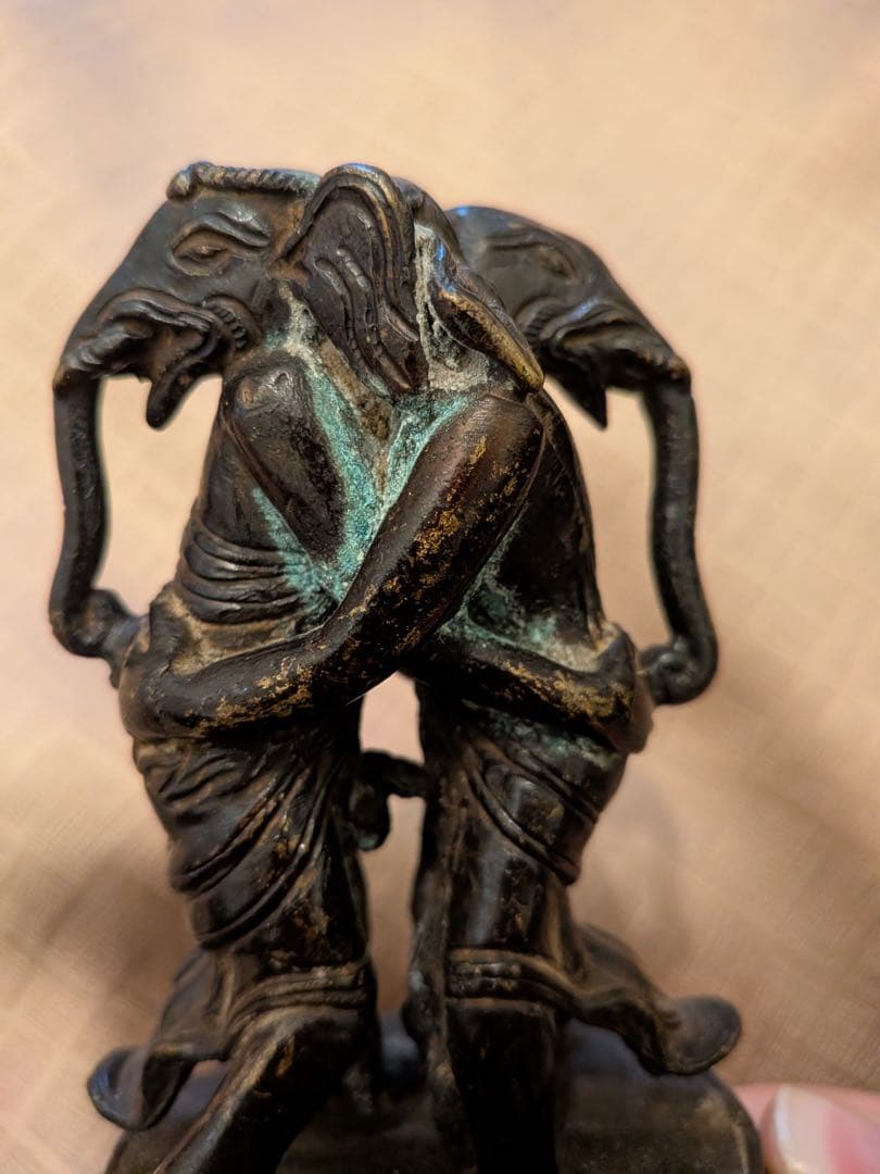 抱き合うインド神、ガネーシャのカップル、アンティーク