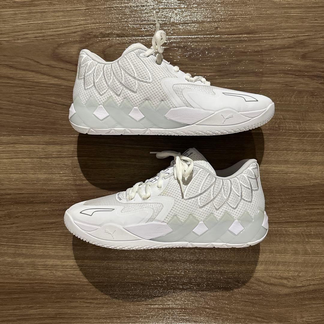 Puma MB.01 White Silver プーマ