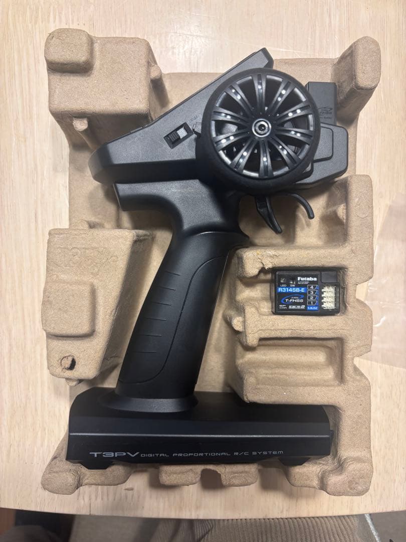 Futaba T3PV 送信機 R314SB-E受信機x1セット