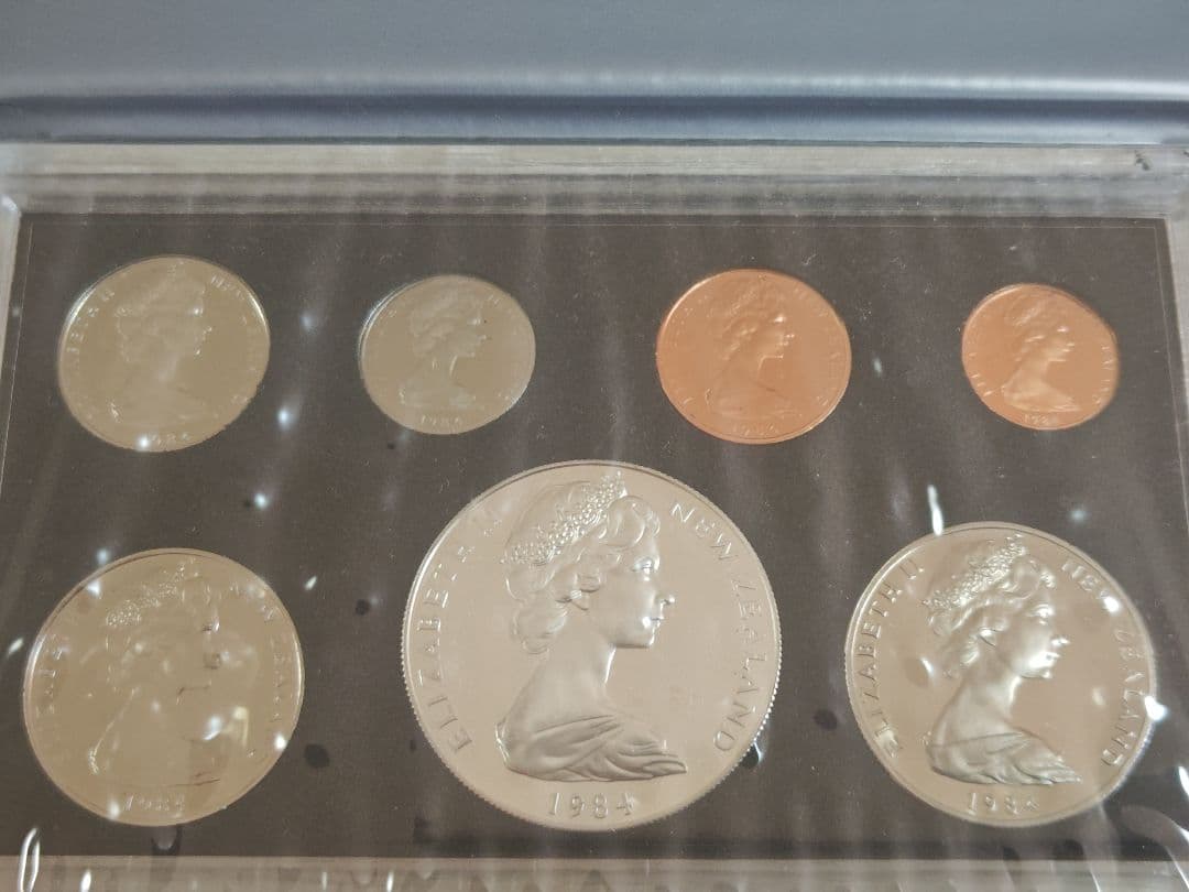 1984年 New Zealand Proof セット、説明書付