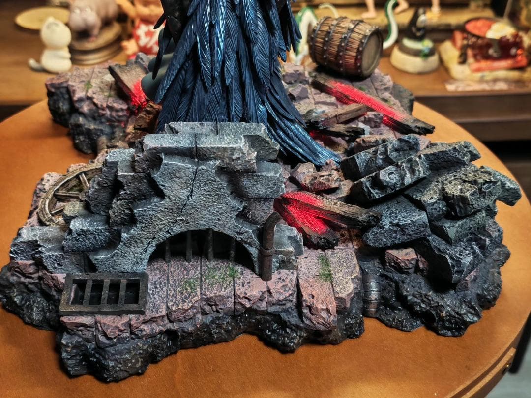 ハウルの動く城 戦火の中の抱擁 樹脂 彫刻 フィギュア