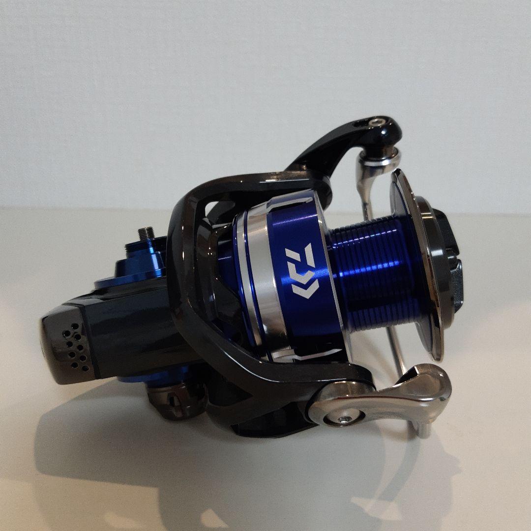 新品未使用　DAIWA 15　ソルティガ　リール 4000H