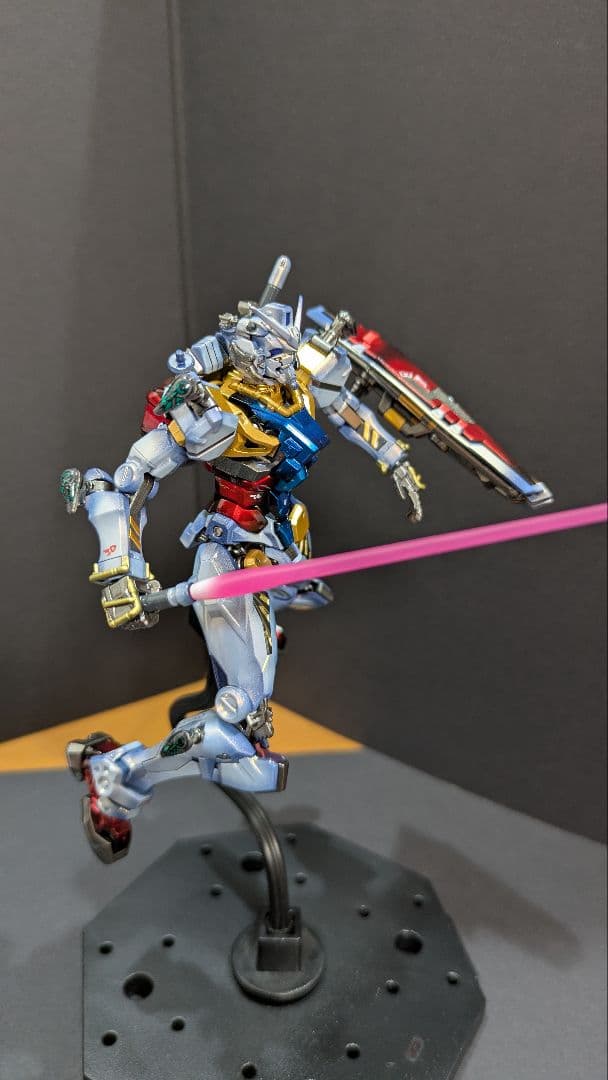 ジークアクス　ＨＧ 赤いガンダム　「白いガンダム」仕様
