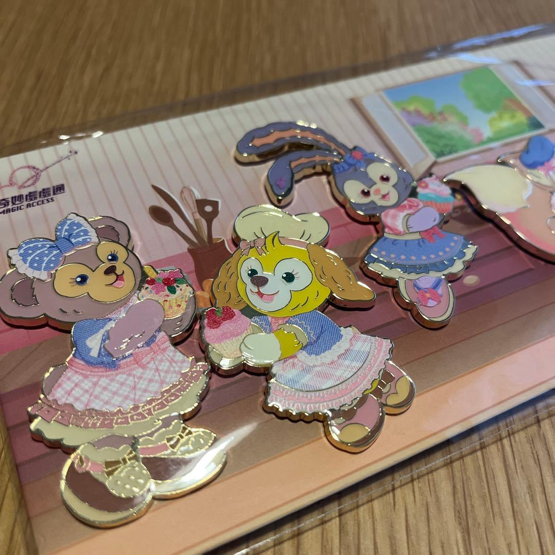 ダッフィー＆フレンズ 非売品 ピンバッジ ディズニー HKDL