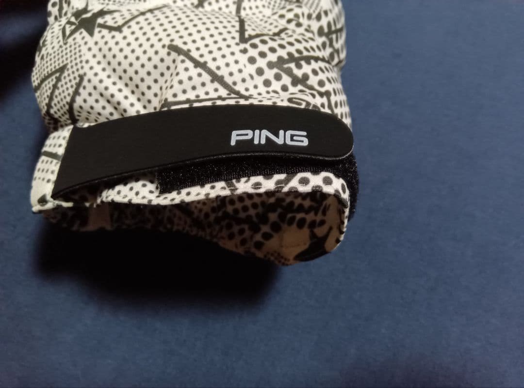 大人気 PING 星柄ダウンジャケット ホワイト/ブラック Мサイズ