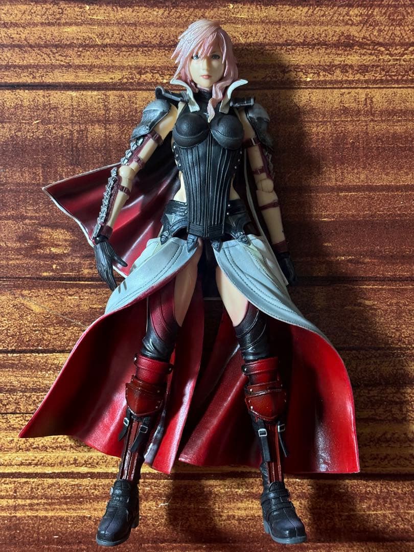 PLAY ARTS改 ライトニング リターンズ FFXIII ライトニング