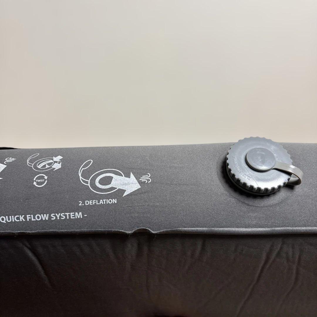 Colemanコールマン　キャンパーインフレーターマット ハイピーク　シングル