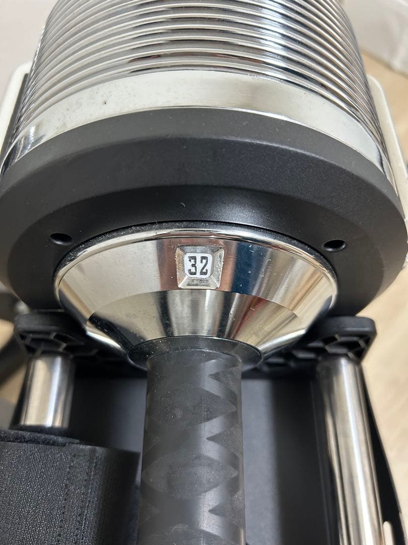 Lysin可変ダンベル スタンド付き 3kg〜32kg