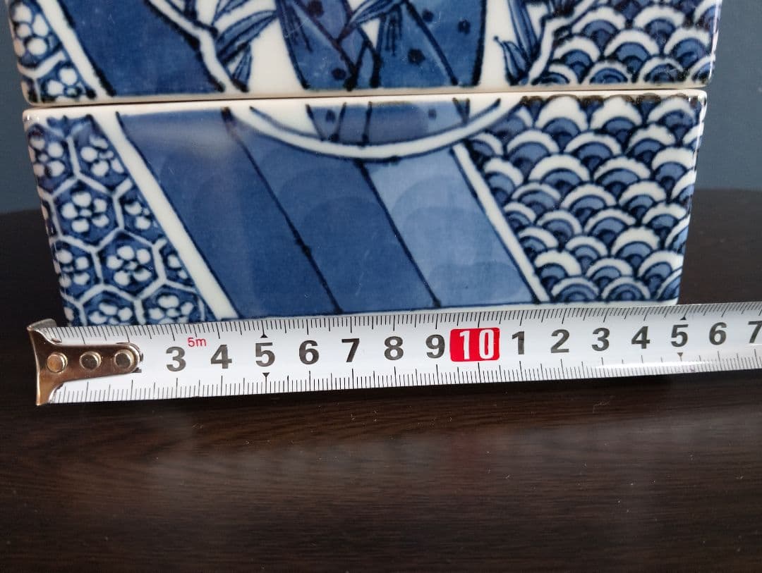 瀬戸焼 古染付写し 松竹梅 陶製四段重箱 木箱付（未使用品）