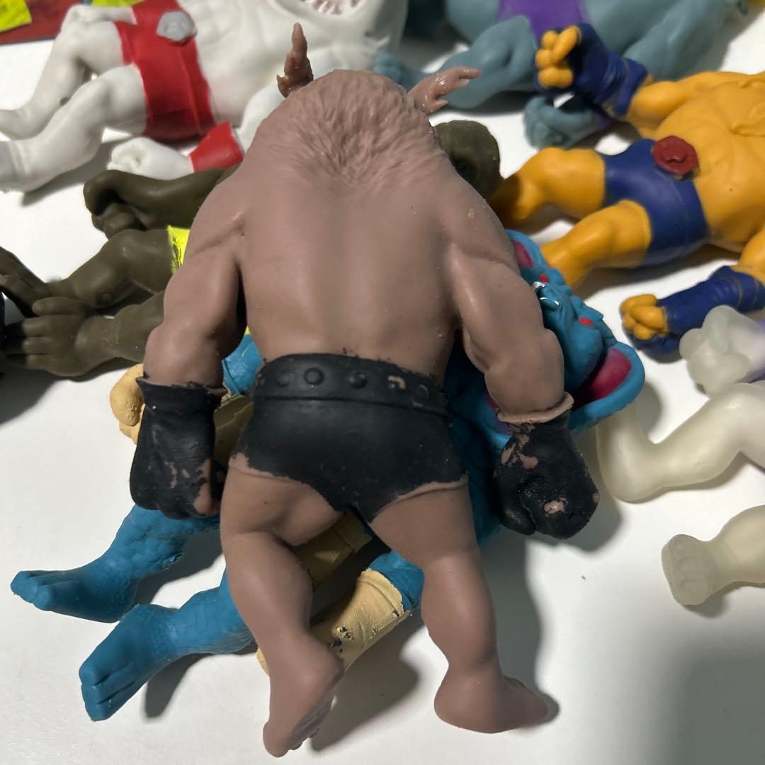 ストレッチーズミュータント16体　ダークウルフオリジナルキャップ(非売品)