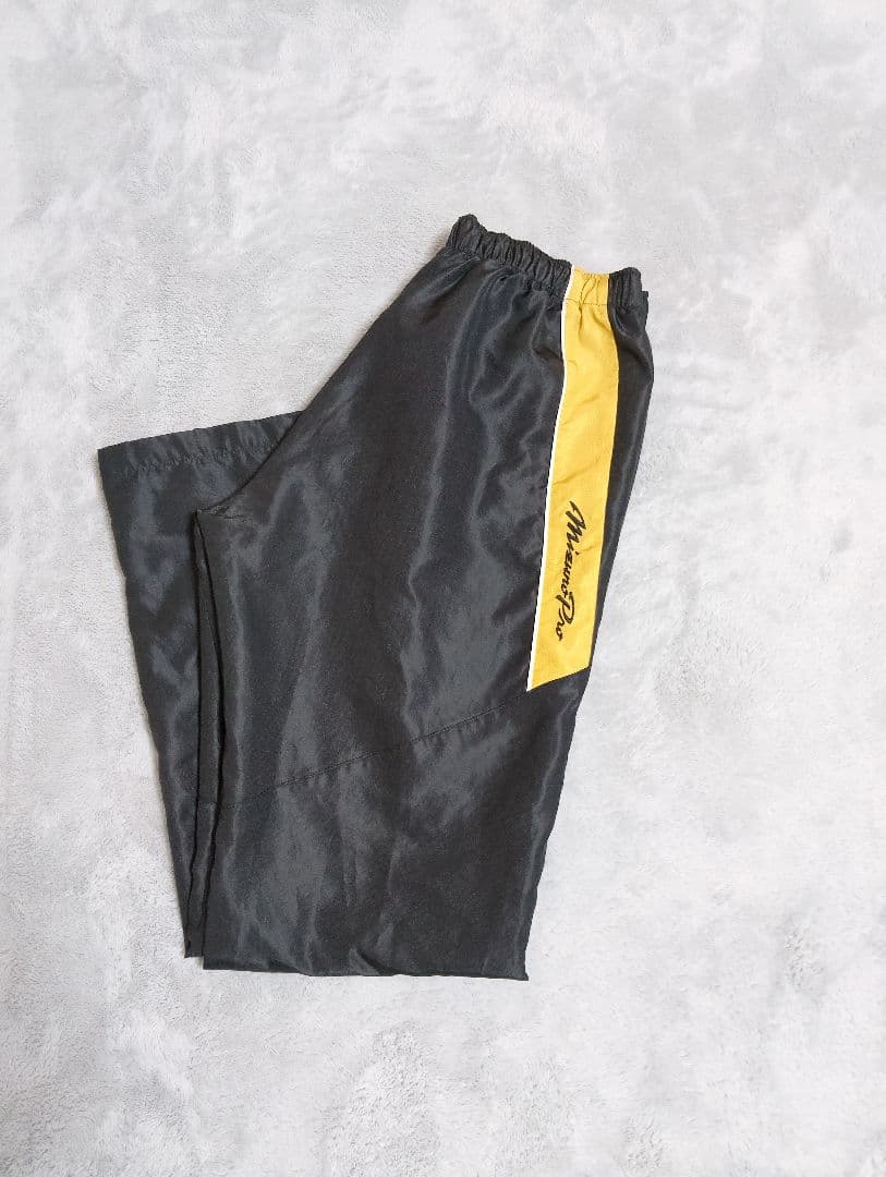 MizunoProミズノプロ ナイロンフルジッパー ジャケット 黒金Oサイズ上下