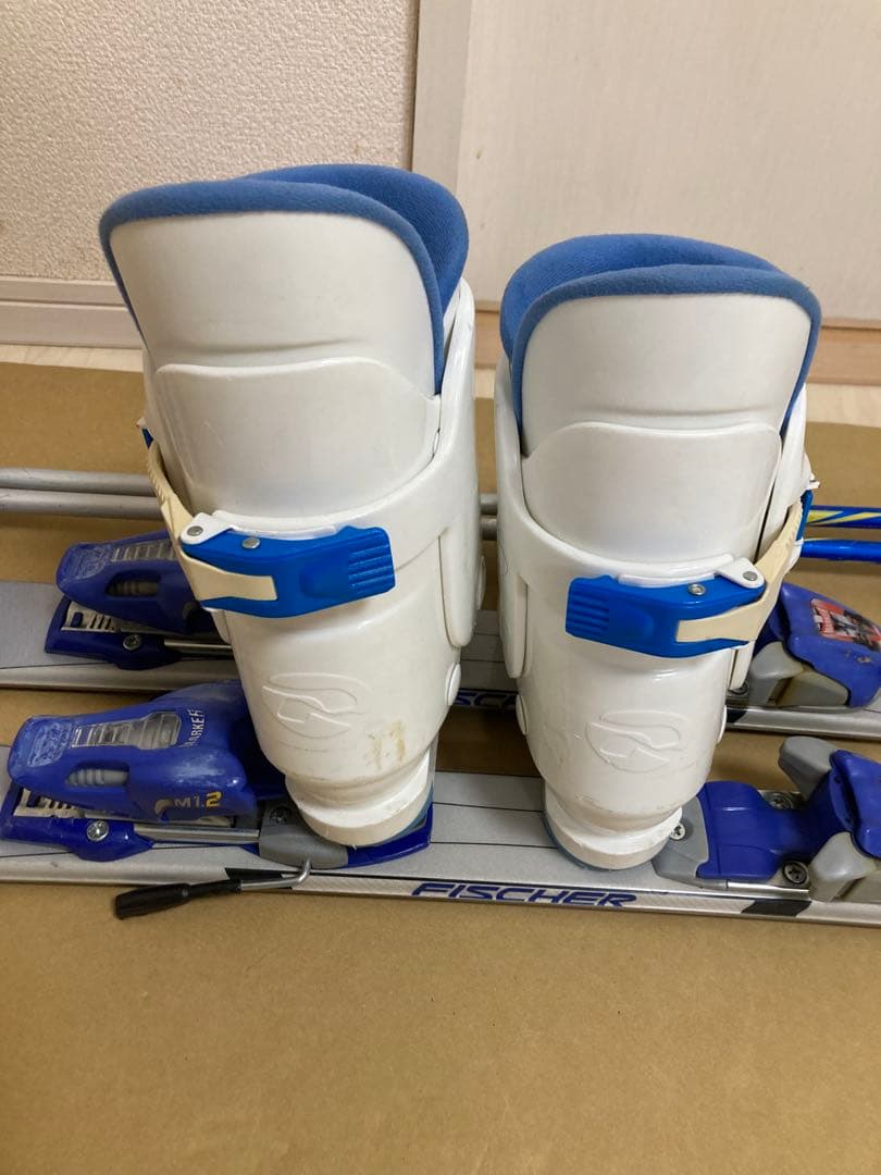 Fischer　ジュニア用　スキー板128cm ブーツ23cm ストック95cm