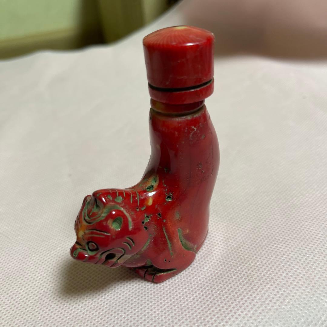 値下げ　虎彫刻　珊瑚風彫　鼻煙壺 ？　山珊瑚？　希少　アンテーク