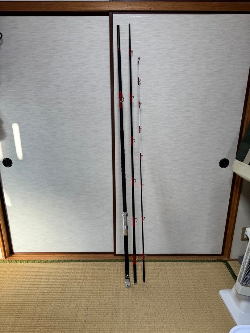 ダイワ幻覇王クエ！ 竿受け、リール60付けます。