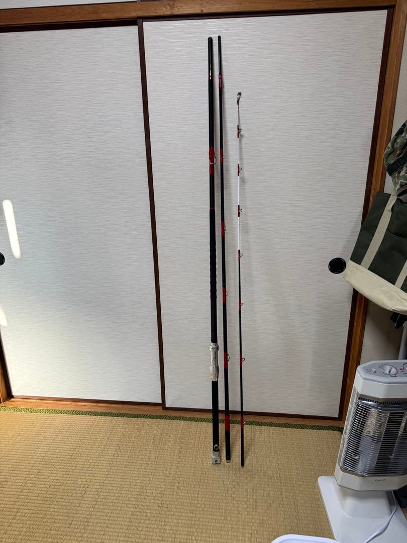 ダイワ幻覇王クエ！ 竿受け、リール60付けます。