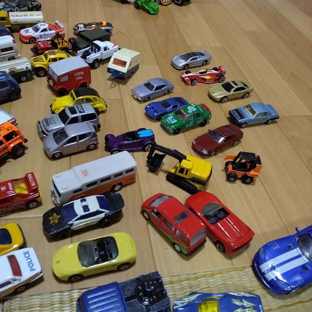 車　ヘリ　レースカー　ミニカー　いろいろ