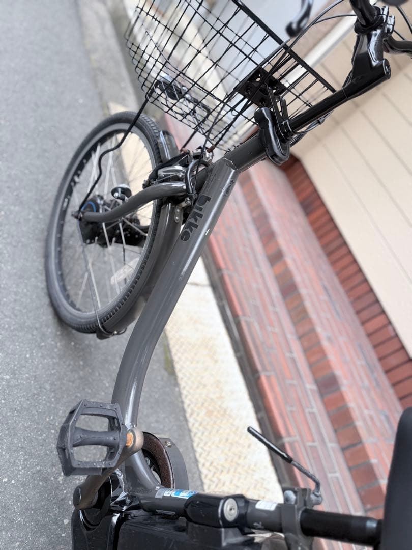 子供乗せ　ブリヂストン　Bikke 電動アシスト自転車 チャイルドシート付き