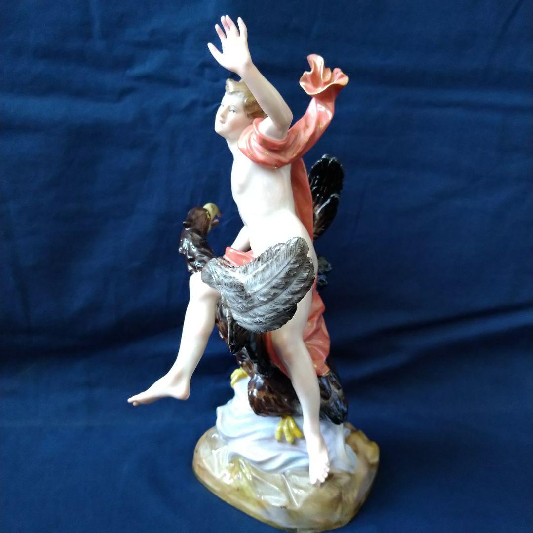 1924年以前マイセン『ジュピターに扮する鷲に乗るガニュメデス』