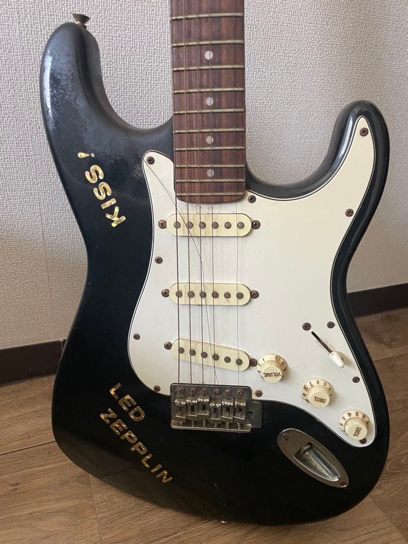 FORME STAR エレキギター