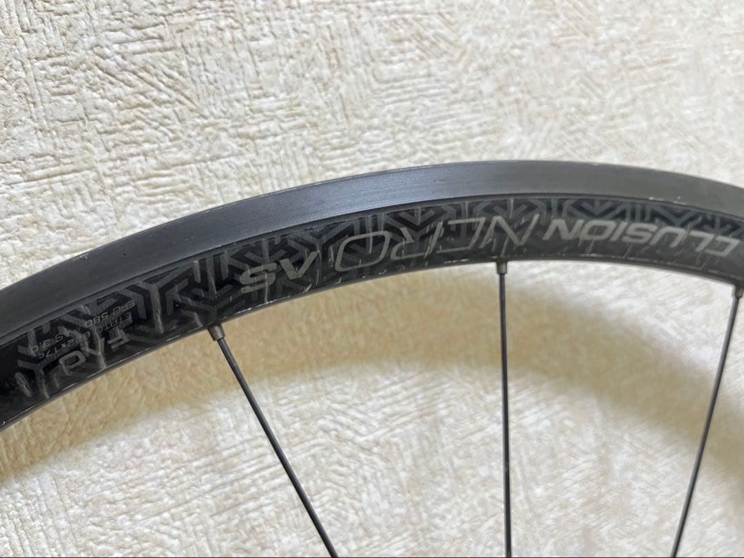 Vittoria ヴィットリア ELUSION NERO リアホイール　ロード