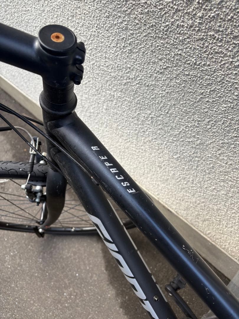 GIANT ESCAPE R3 クロスバイク sizeS　ブラックカラー