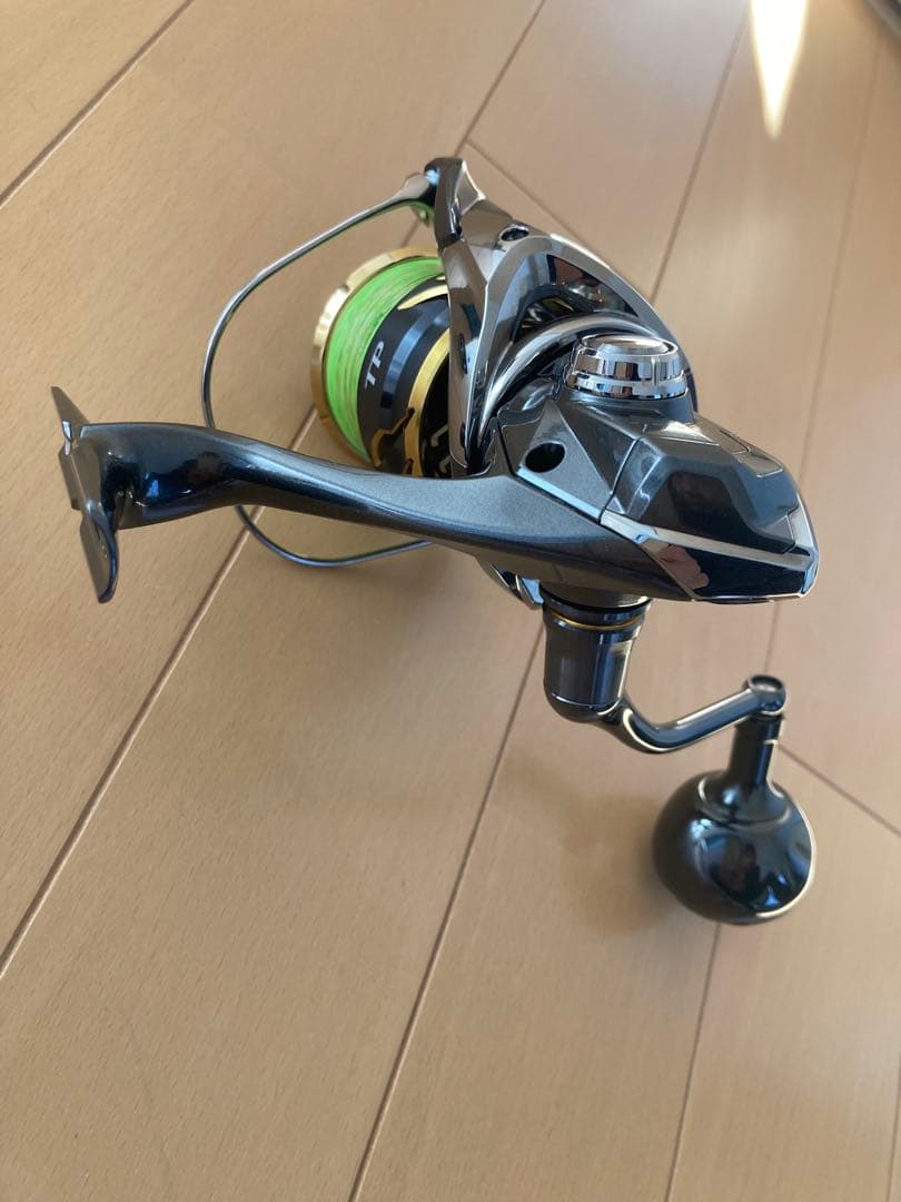 20ツインパワー4000XG スピニングリール