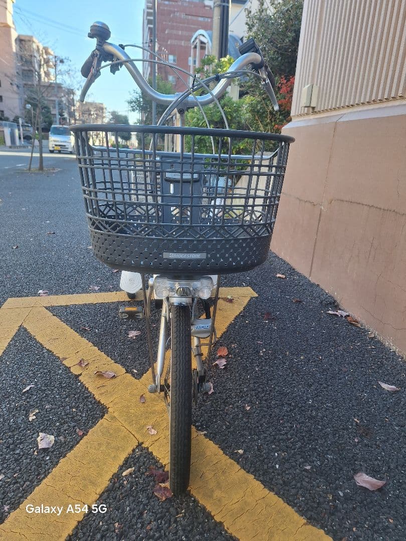 ブリジストン　アシスタワゴン 三輪電動アシスト自転車 シルバー