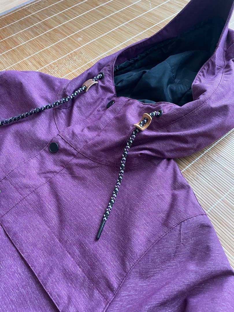 ボルコム　スノボウェア　レディース