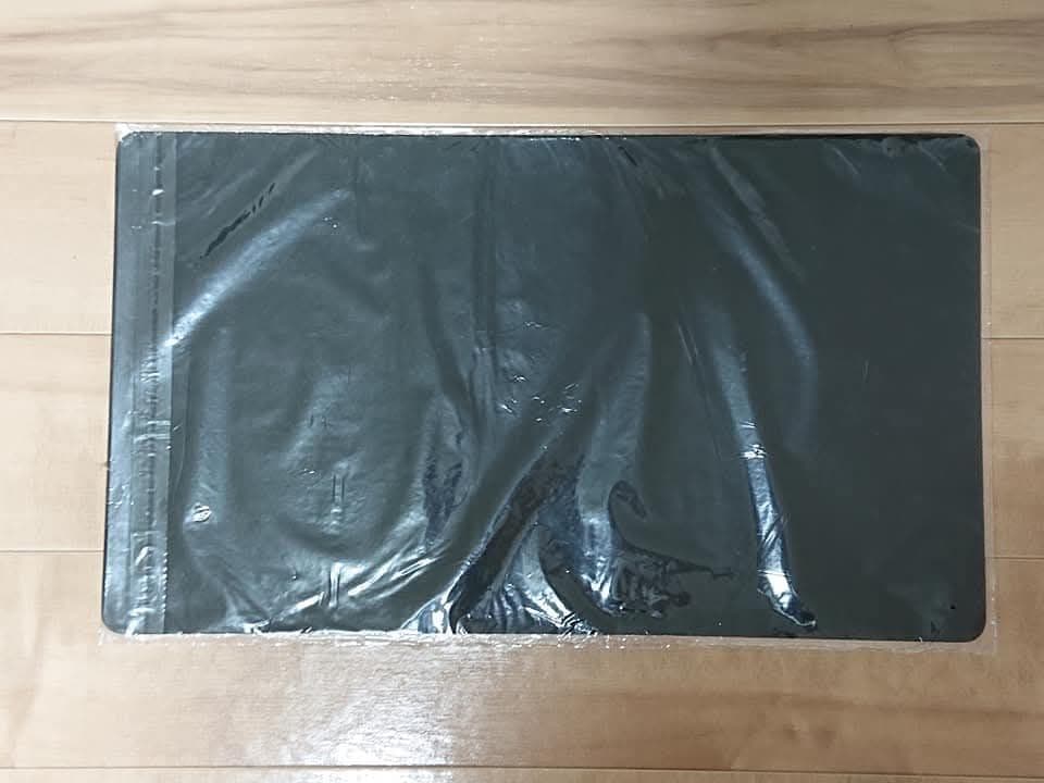 【超希少・未開封】遊戯王 公式 神碑の翼ムニン 神碑の翼フギン プレイマット