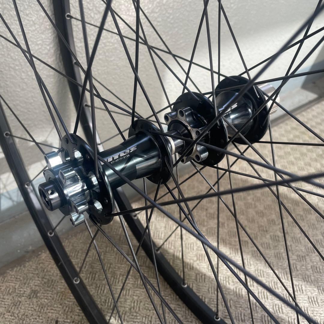 VITUS ホイール前後セット 700Cスルーアクスル ディスクブレーキ用