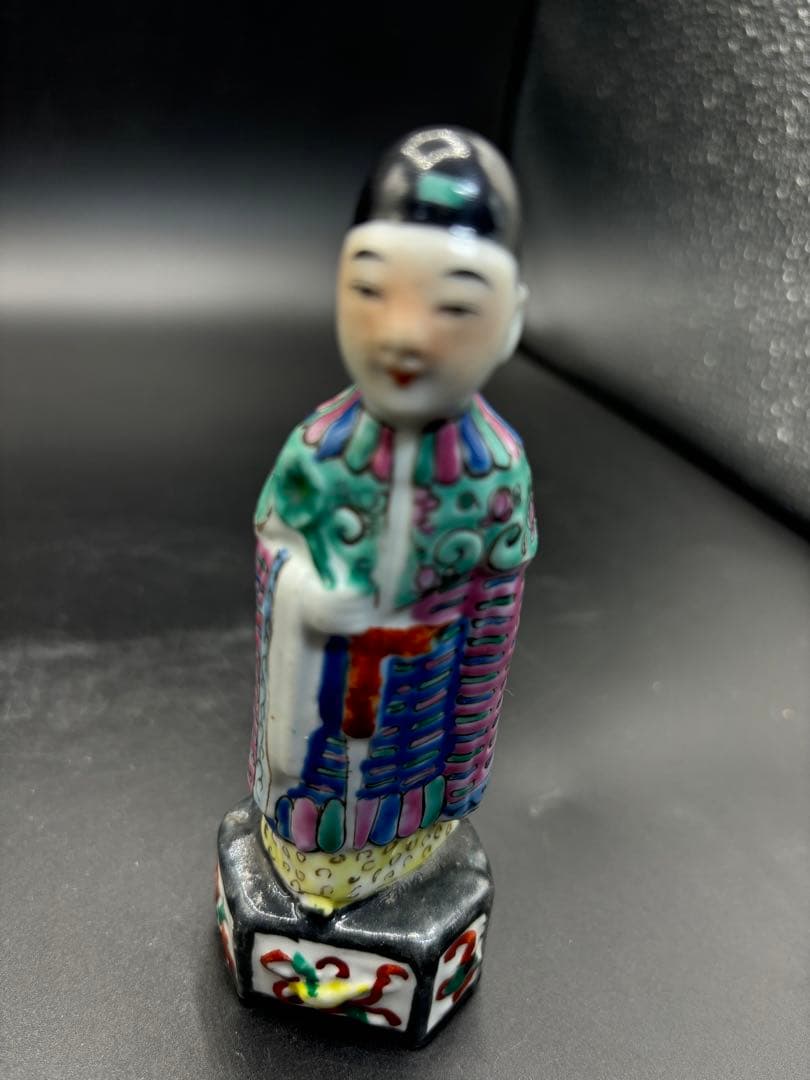 中国美術 古玩 色絵陶人形 陶器人形 高さ約13cm 置物 オブジェ 古董品