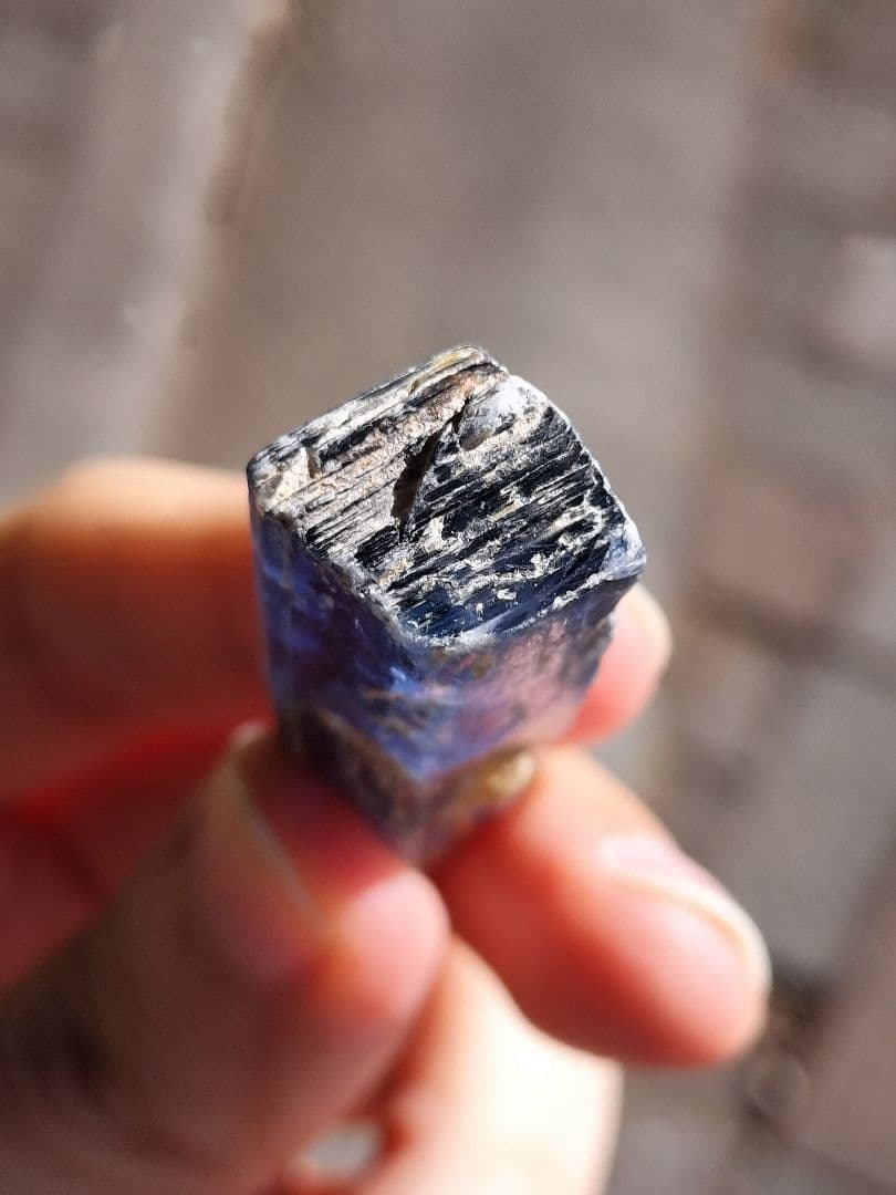 【早いもの勝ち超特価】ヒマラヤカイヤナイト原石