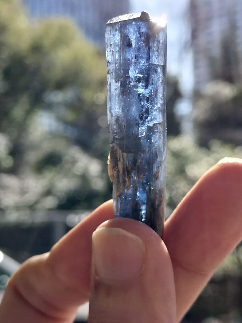 【早いもの勝ち超特価】ヒマラヤカイヤナイト原石