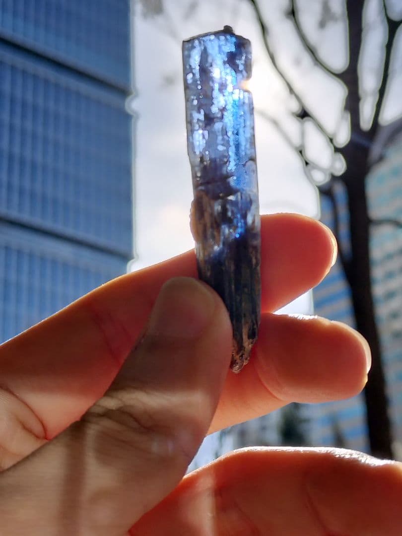 【早いもの勝ち超特価】ヒマラヤカイヤナイト原石