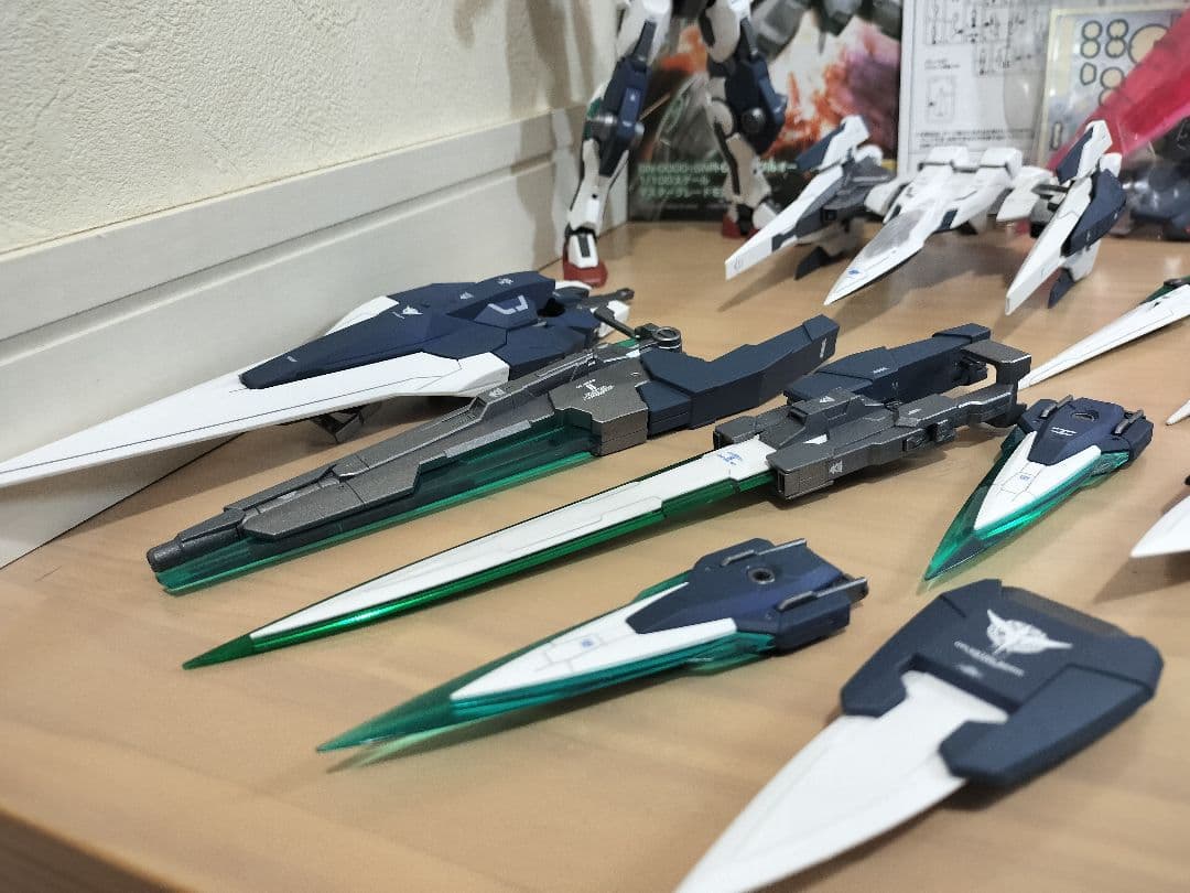 MGマスターグレード ダブルオーライザーセブンソード塗装済完成品