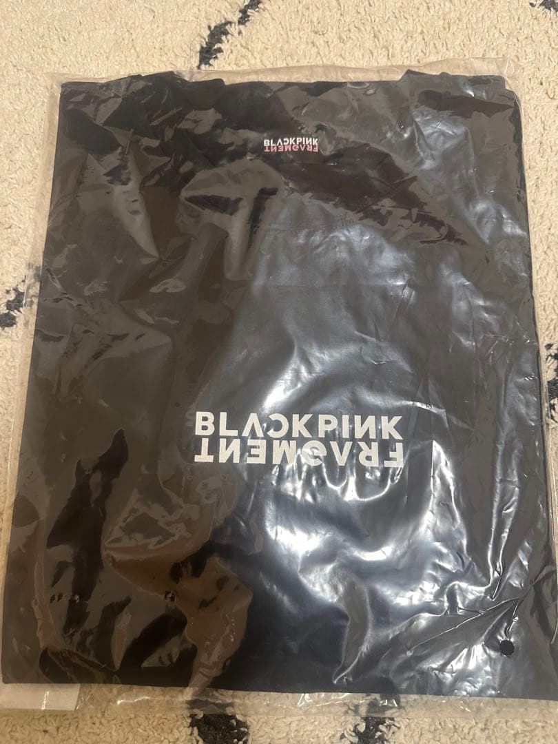 【新品♡未開封】BLACKPINK FRAGMENT Tシャツ　ブラック　L
