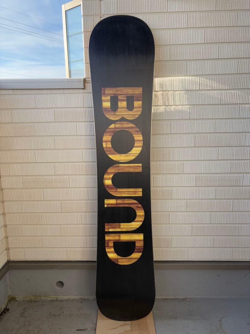 スノーボード 板　BOUND GOLD RUSH 144cm バンブー　グラトリ