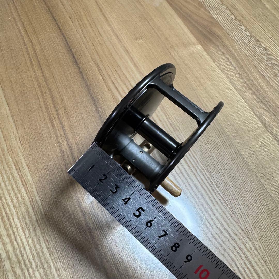 Caps Classic Salmon フライリール サーモンクラシック