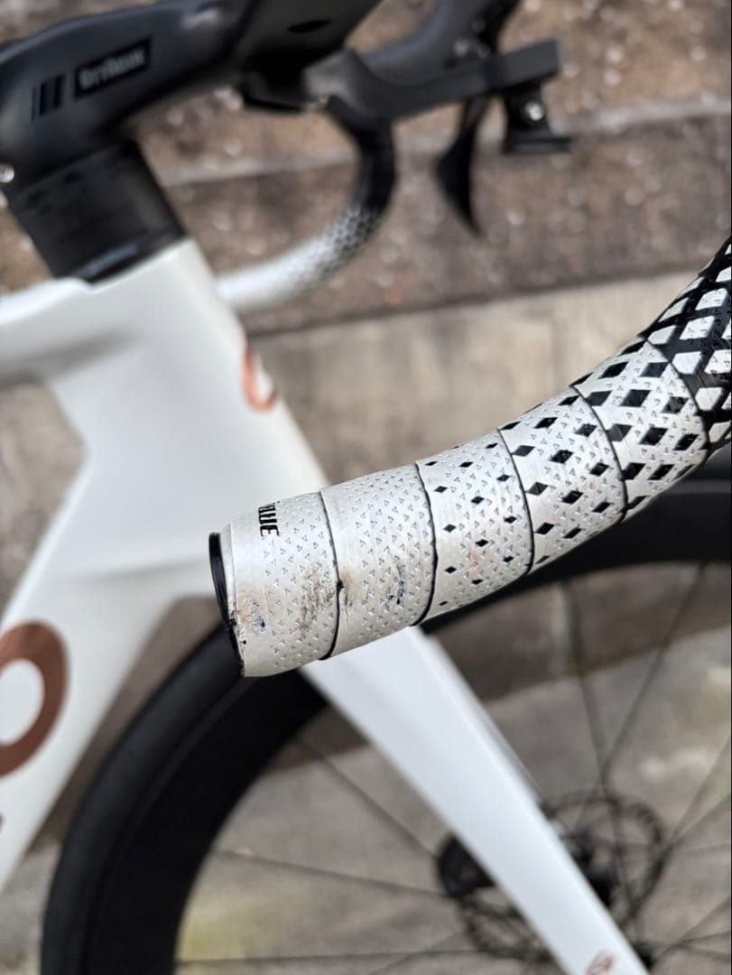 自転車本体 GUSTO COBRA EVO ELITE ULTRA 105 White